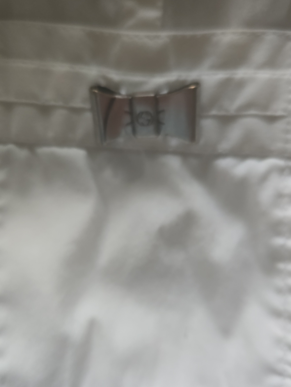 Gucci White Short-Sleeve Button-Down Shirt - Picture 3 of 7